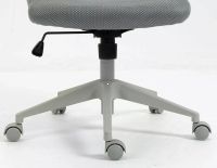 Kancel�rska stoli�ka Q-026, po�ah: l�tka membr�nov� siv�/sie�ovina siv�/ekoko�a siv�-ilustra�n� obr�zok