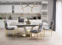 St�l VALENTINO - ilustra�n� obr�zok